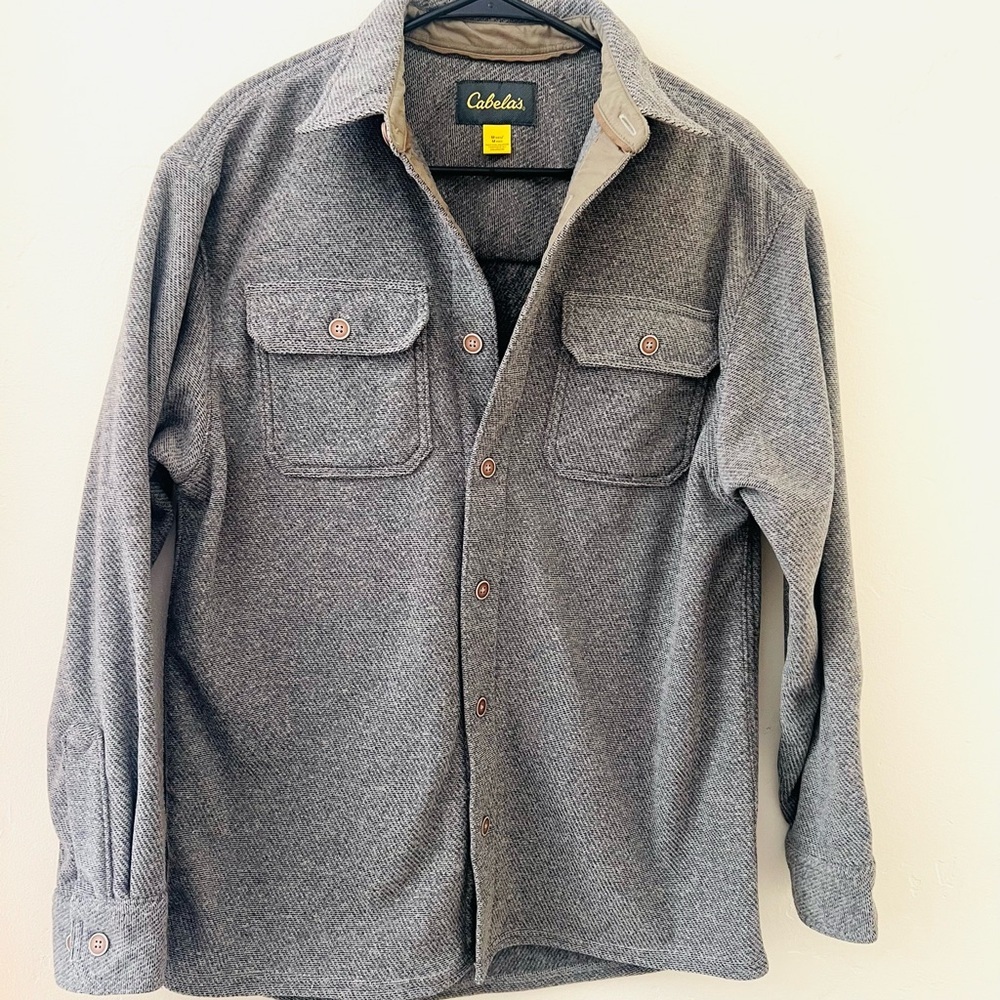 Cabela's Green Hiking Outdoors  Men's Jacket Size Medium